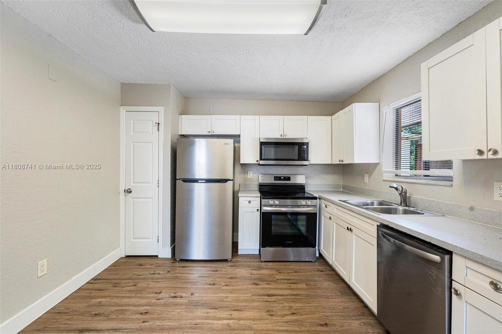 SANDALFOOT ESTATES - Residential