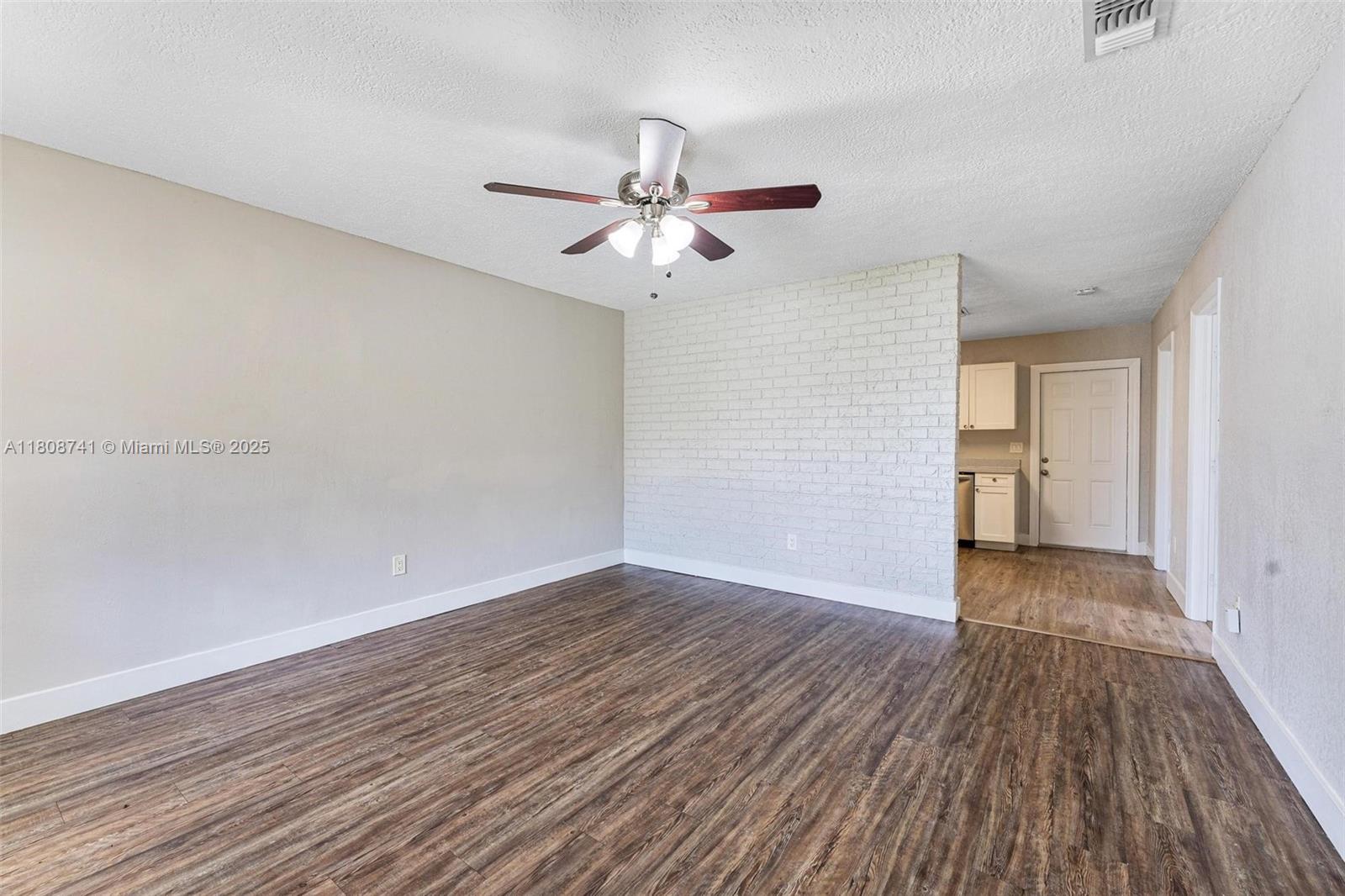 SANDALFOOT ESTATES - Residential