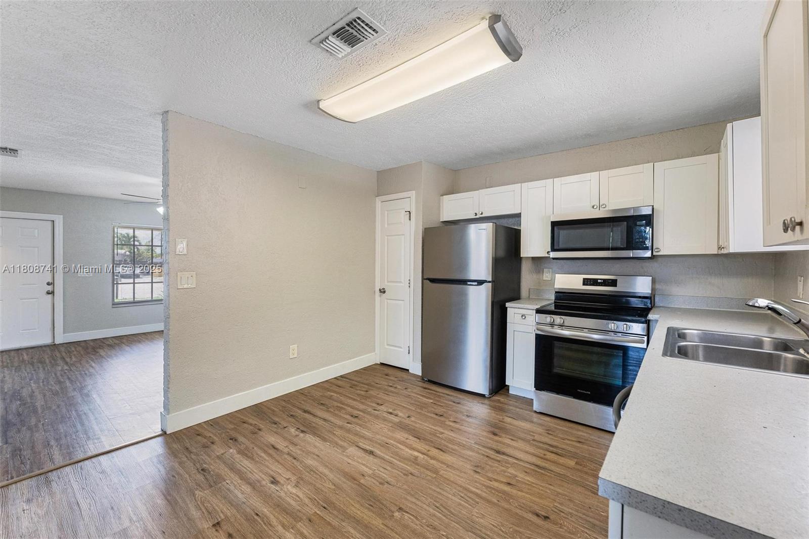 SANDALFOOT ESTATES - Residential