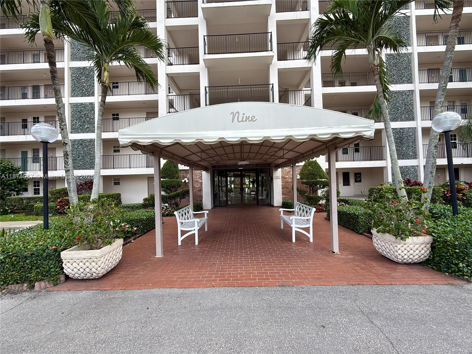 NO 9 PALM-AIRE COUNTRY CL - Residential