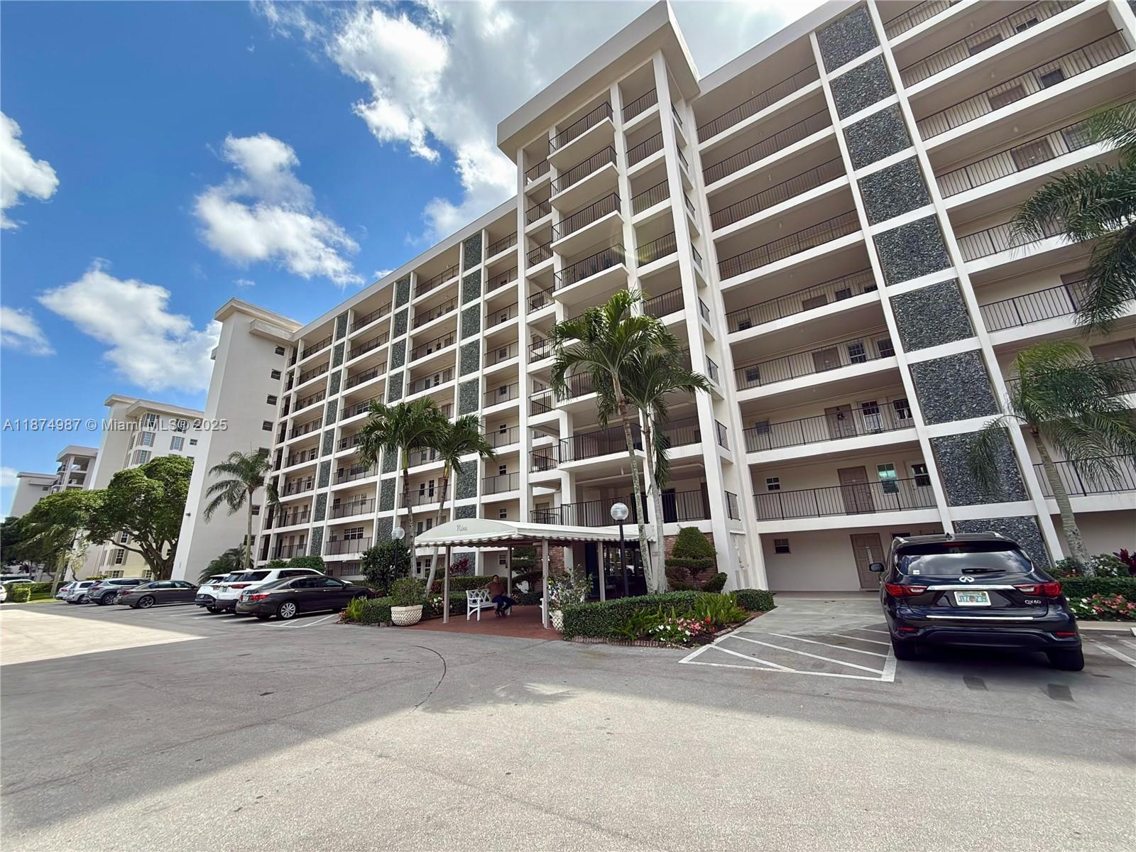 NO 9 PALM-AIRE COUNTRY CL - Residential
