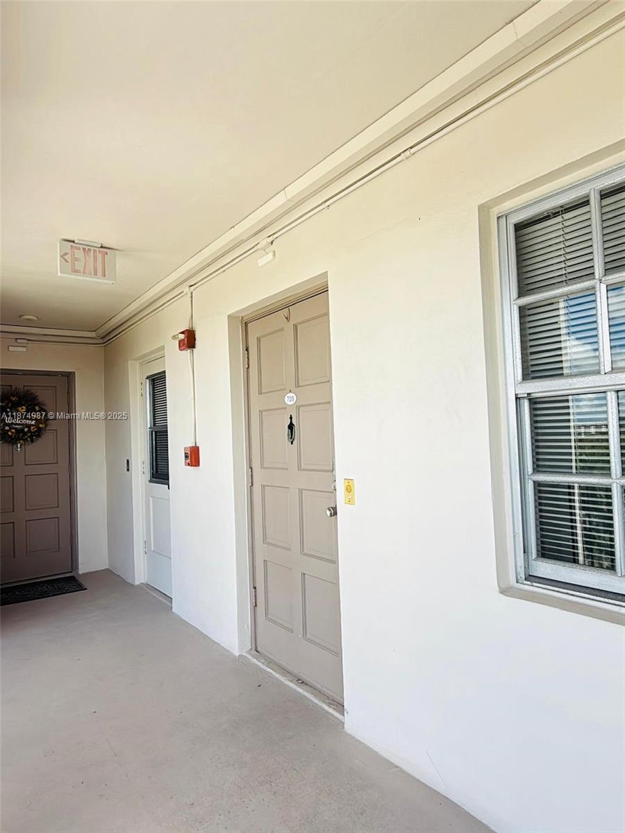 NO 9 PALM-AIRE COUNTRY CL - Residential
