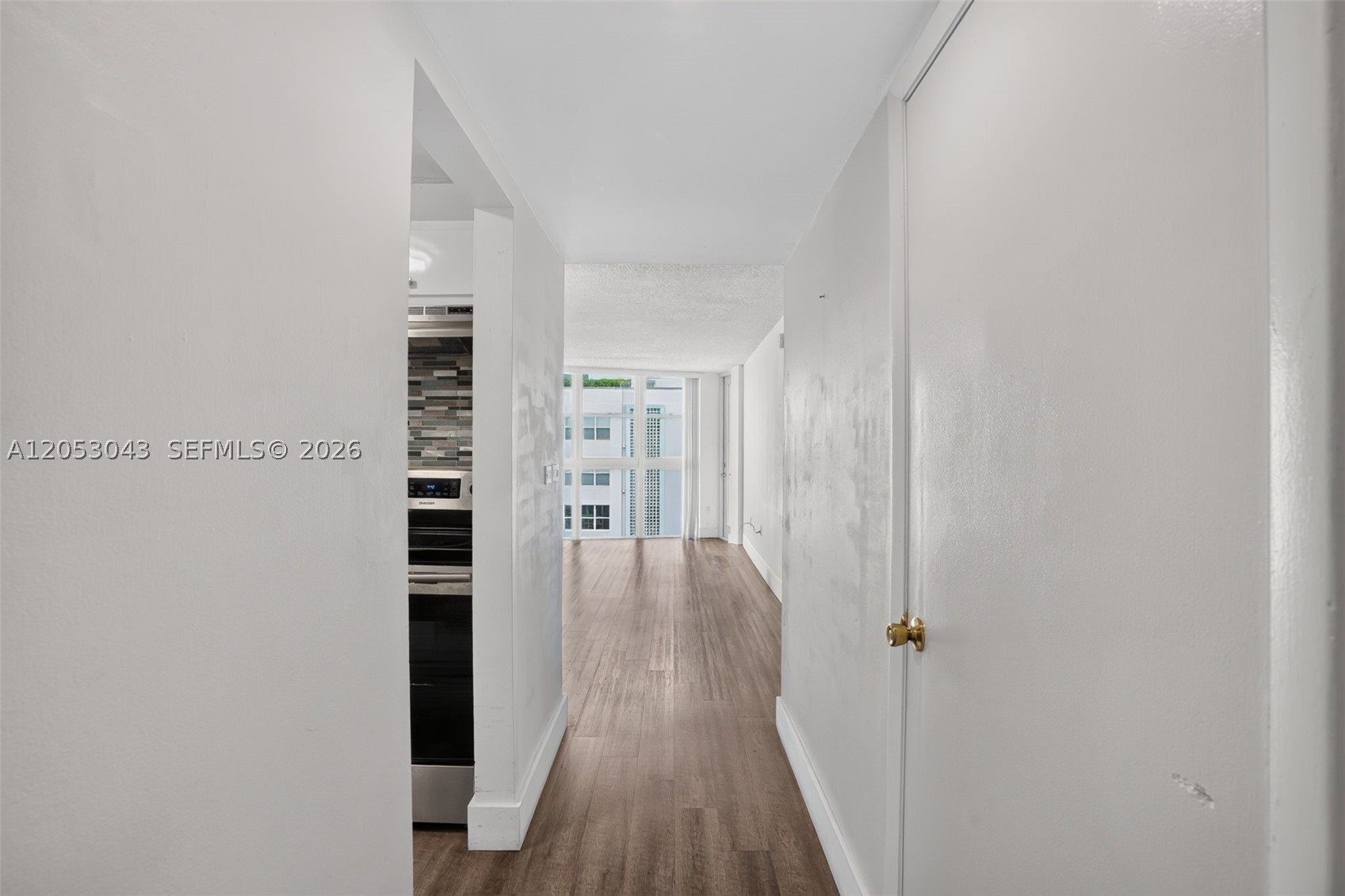 1228 West Ave 1405