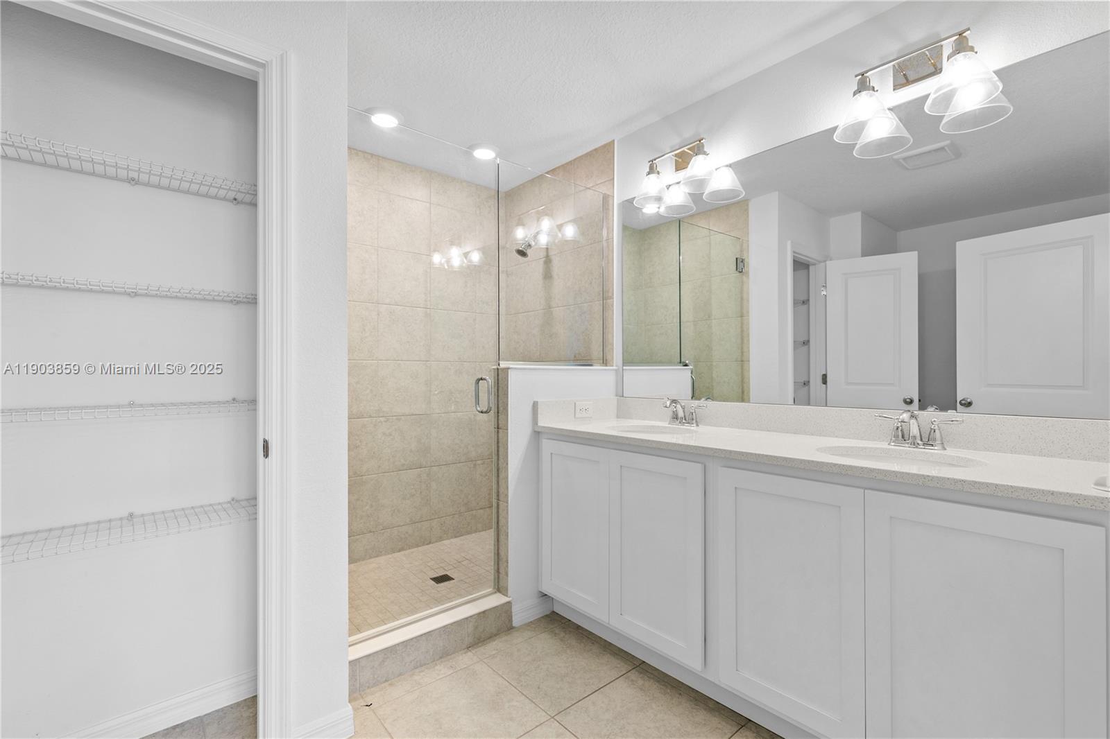 FESTIVAL PH 5 - Residential