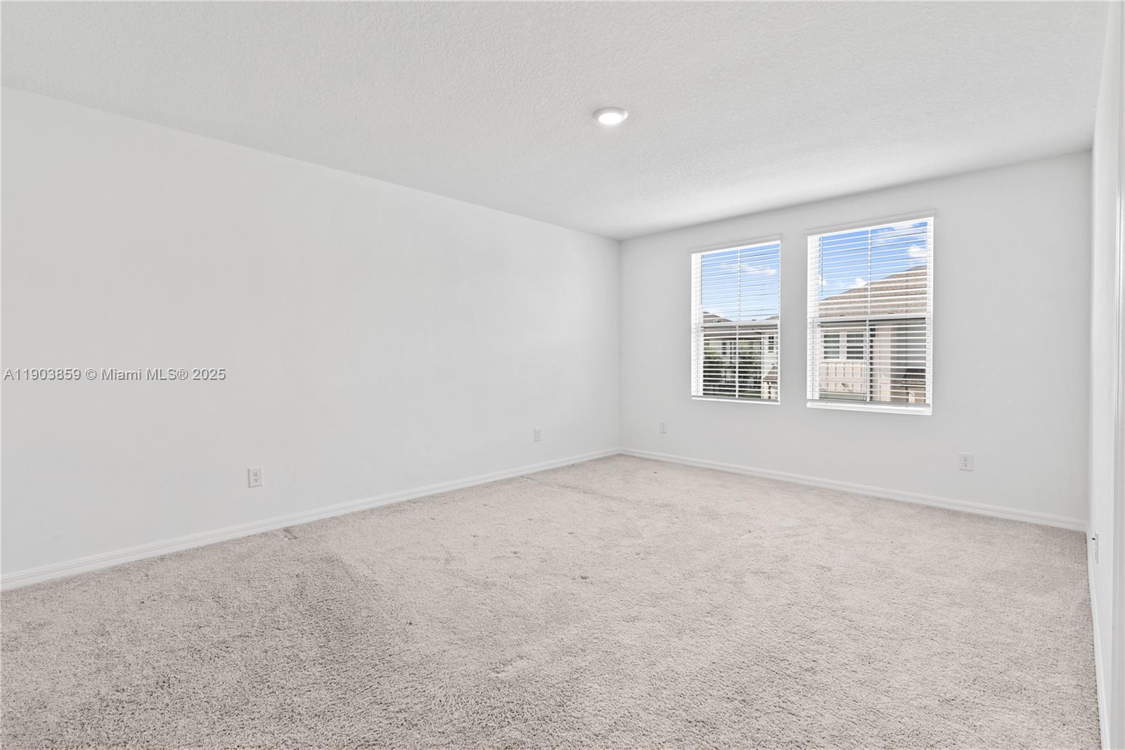 FESTIVAL PH 5 - Residential