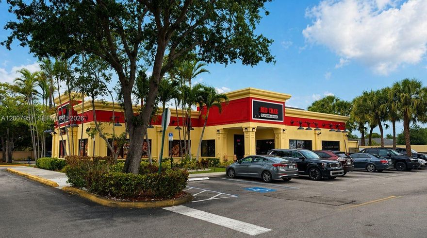 Excellent investment opportunity in the heart of Deerfield Beach. Fully equipped and operating restaurant located in a high-traffic area with strong pedestrian and vehicle exposure. The space features a professional-grade kitchen, comfortable dining area, and an established customer base. Ideal for investors or entrepreneurs looking to continue a successful concept or introduce a new dining experience. Conveniently located near the beach, retail, and major roadways. Turnkey operation ready from day one!