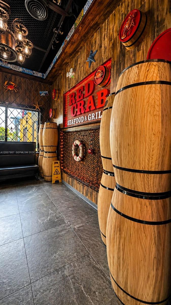 3887 W Hillsboro Blvd