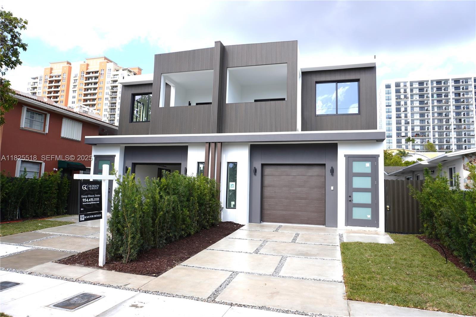 MIAMI SUBURBAN ACRES - Residential