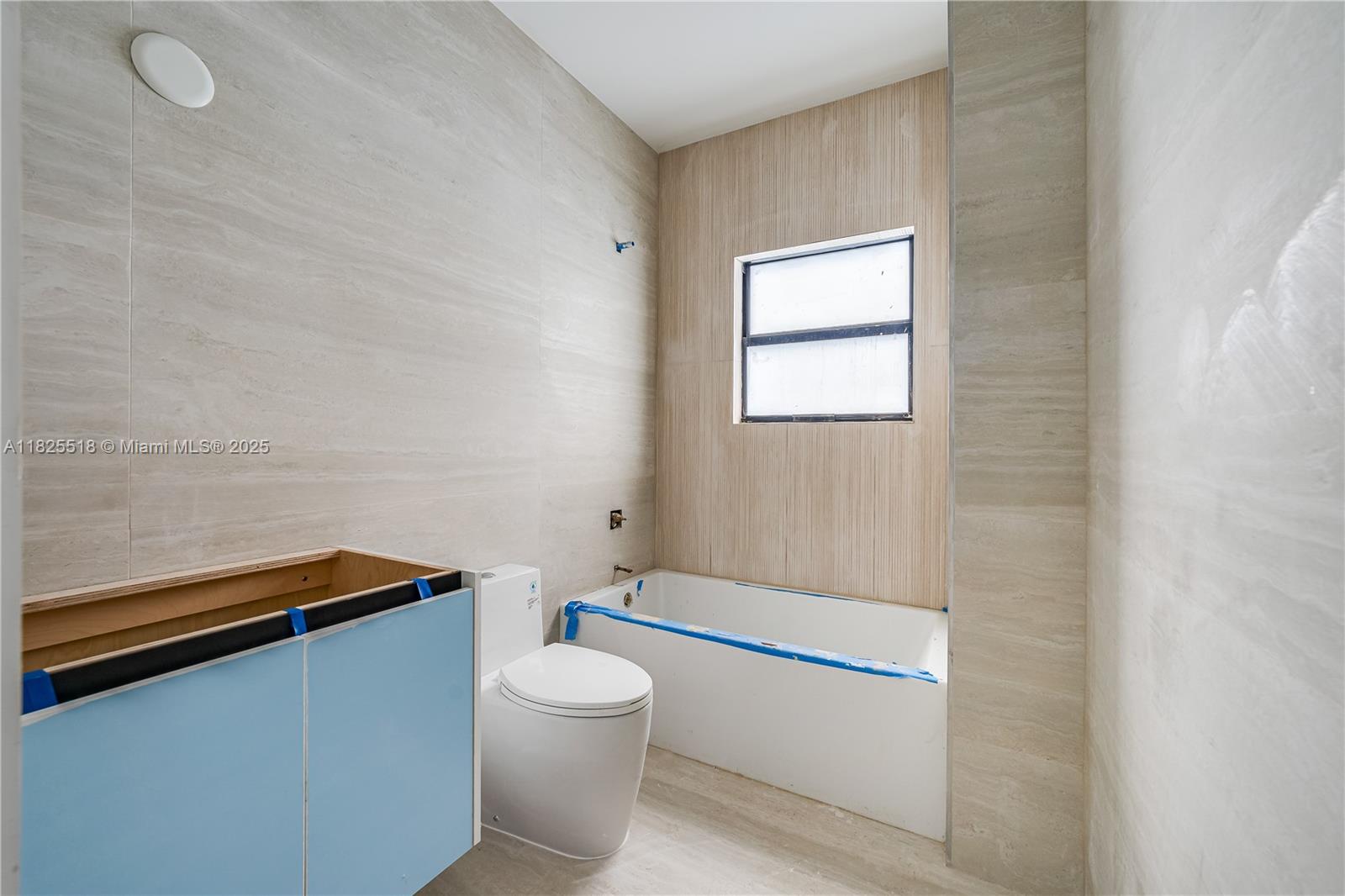 MIAMI SUBURBAN ACRES - Residential