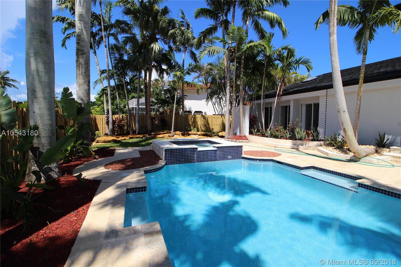 OLD CUTLER SHORES - Residential