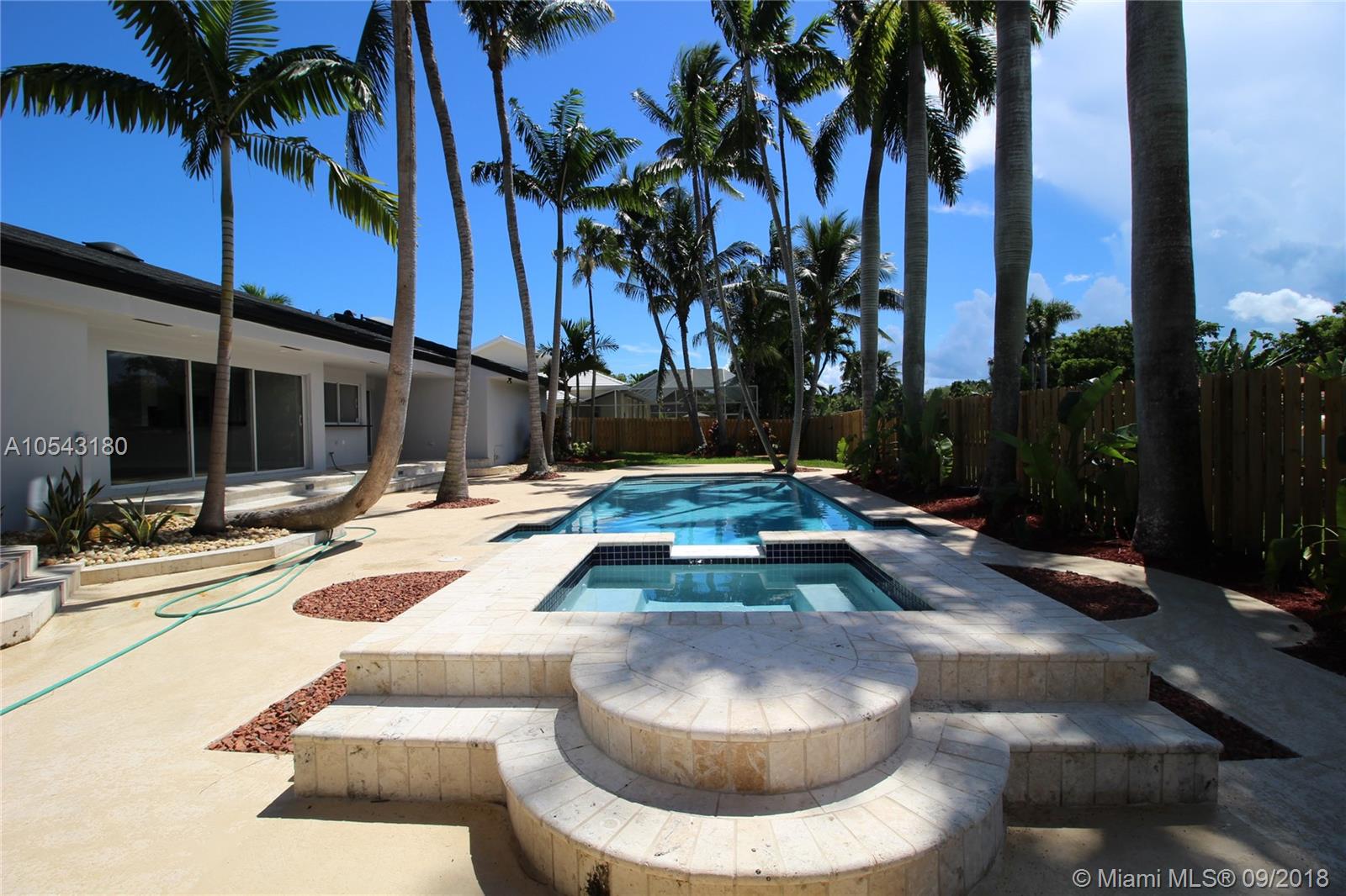 OLD CUTLER SHORES - Residential