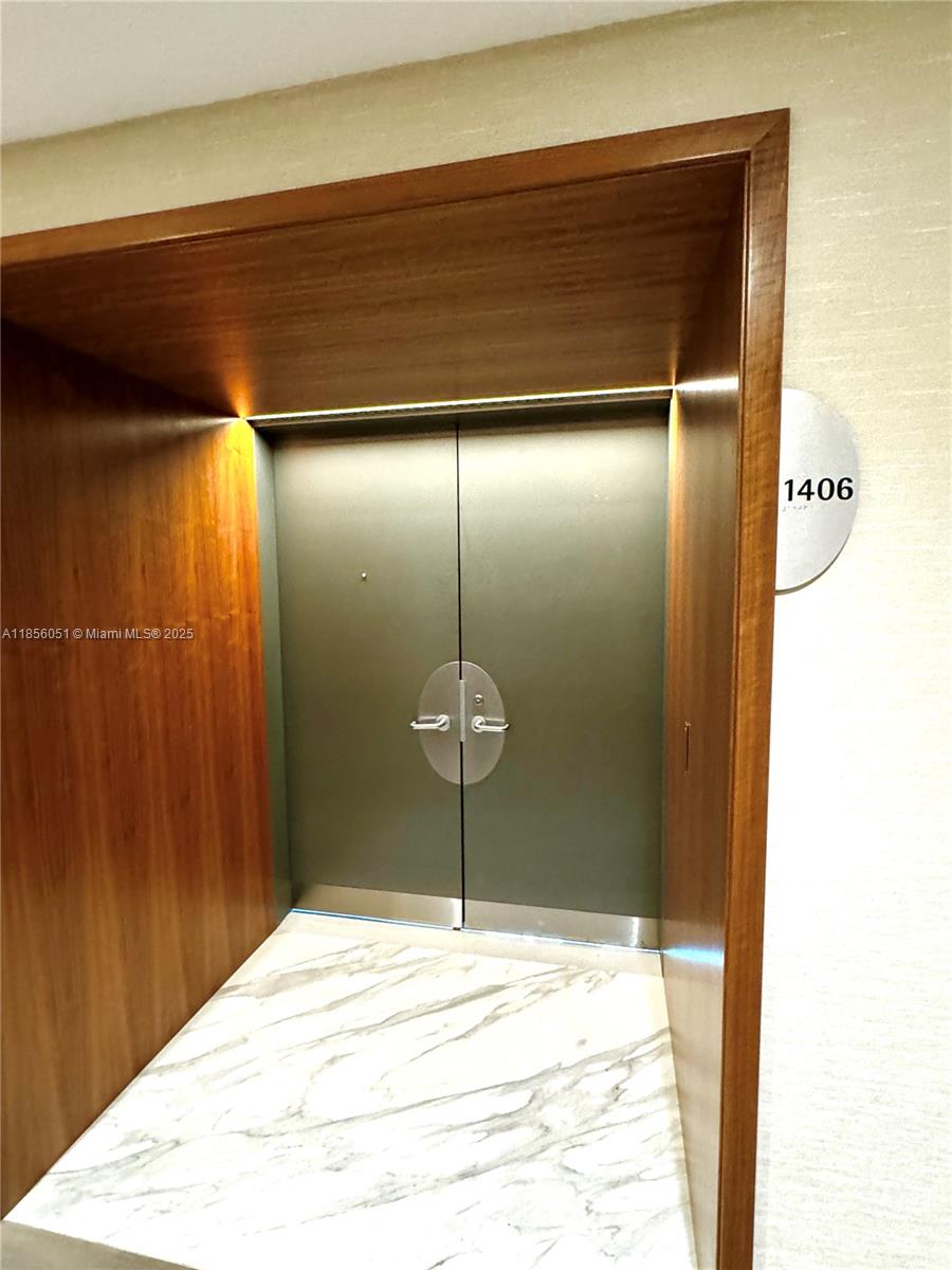 2127 Brickell Ave 1406