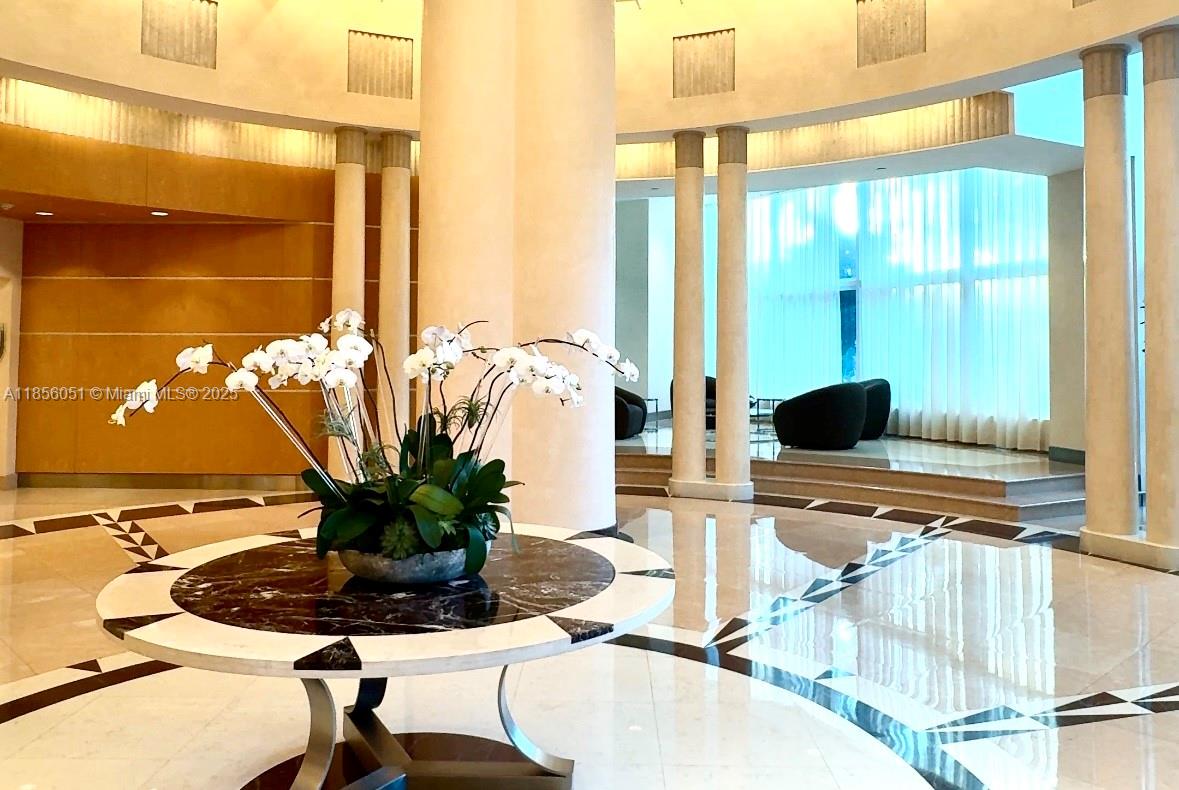 2127 Brickell Ave 1406