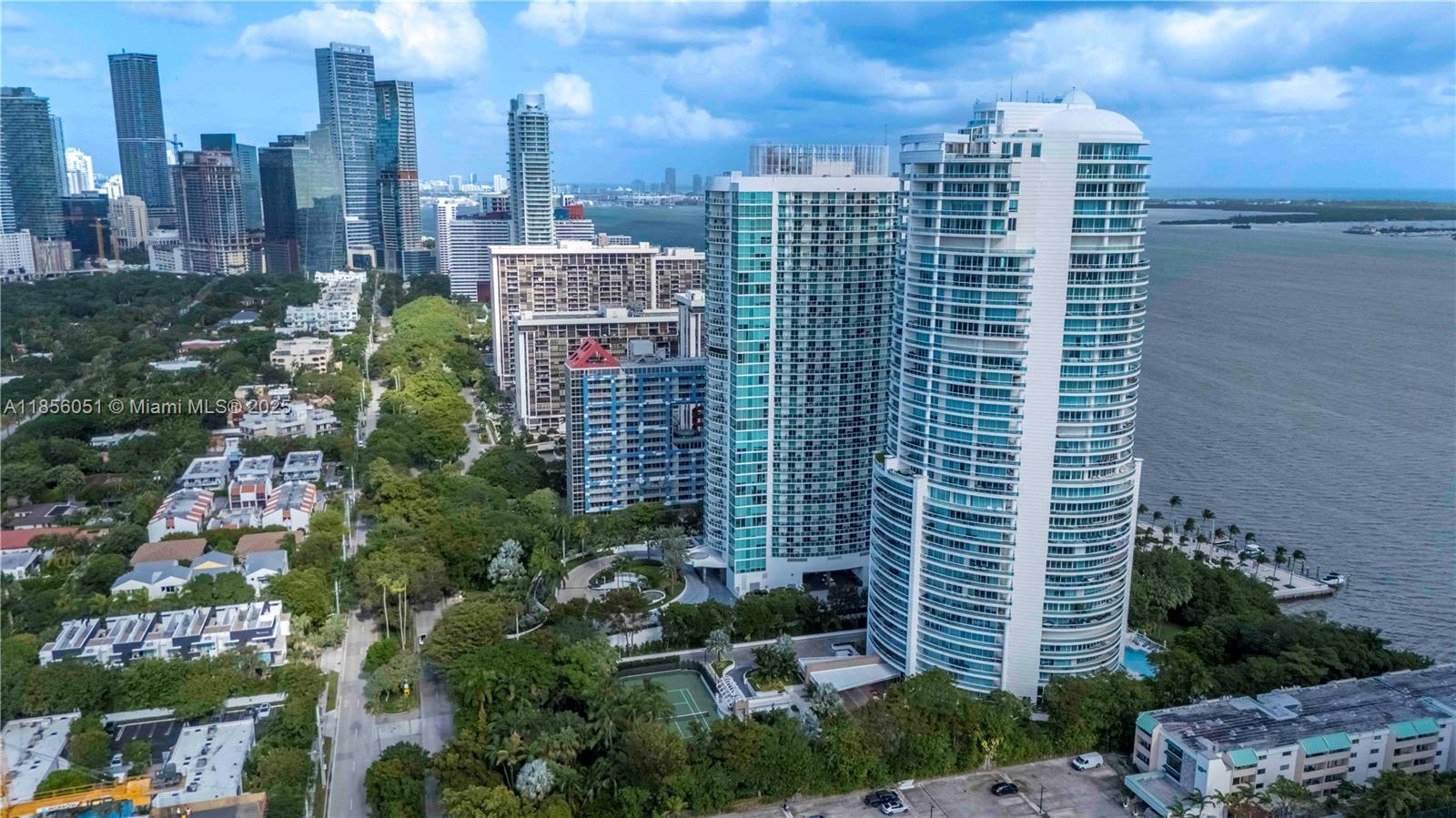 2127 Brickell Ave 1406