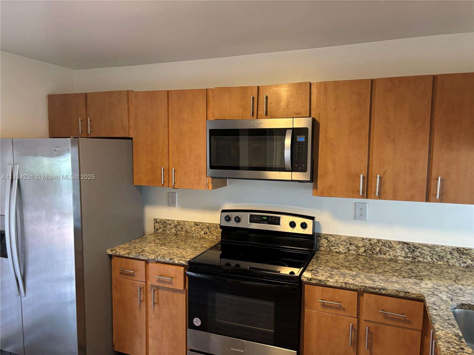 DORAL PALMS - Residential