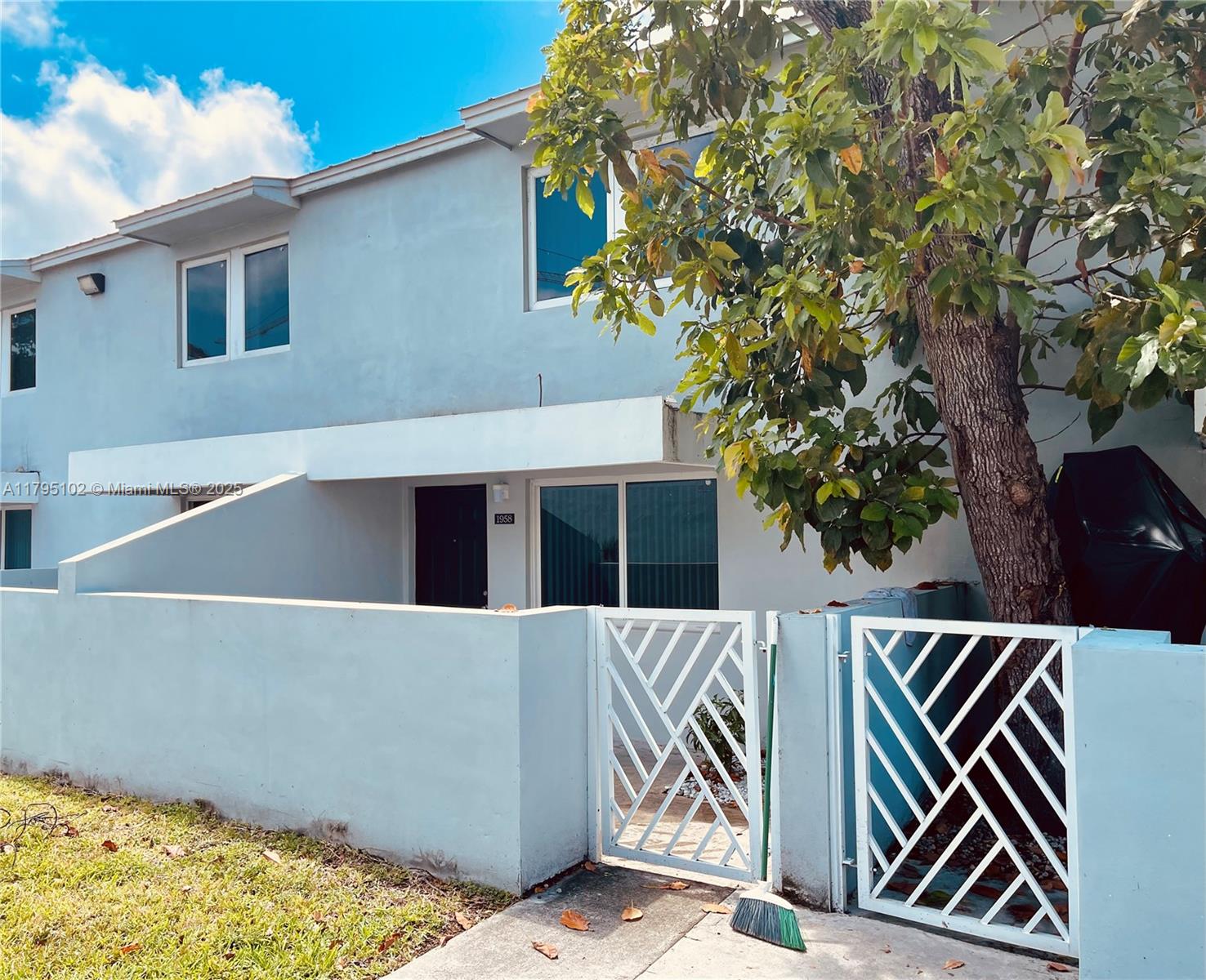 Rental Property at 1958 Nw 4th Ct 315, Miami, Broward County, Florida - Bedrooms: 3 
Bathrooms: 2  - $2,590 MO.