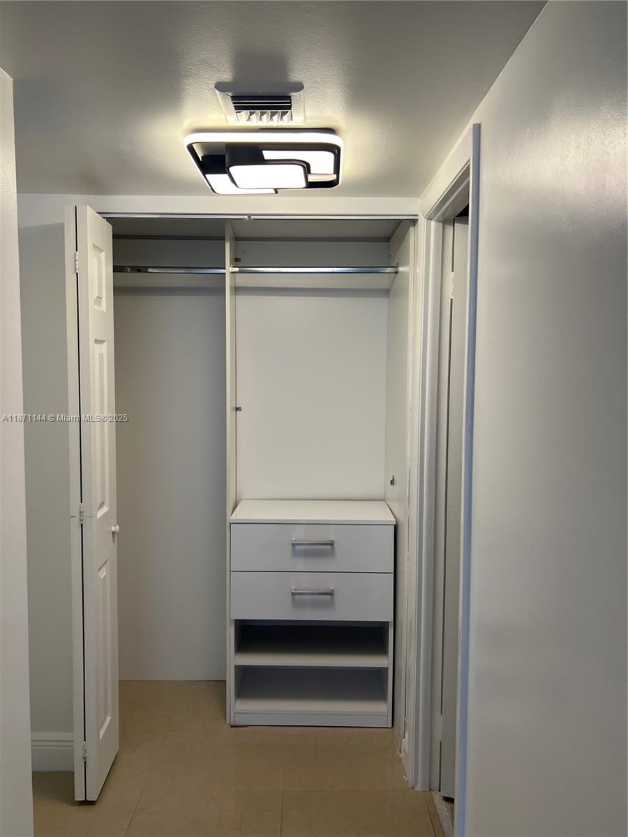 CORONADO CONDO - TOWER II - Residential