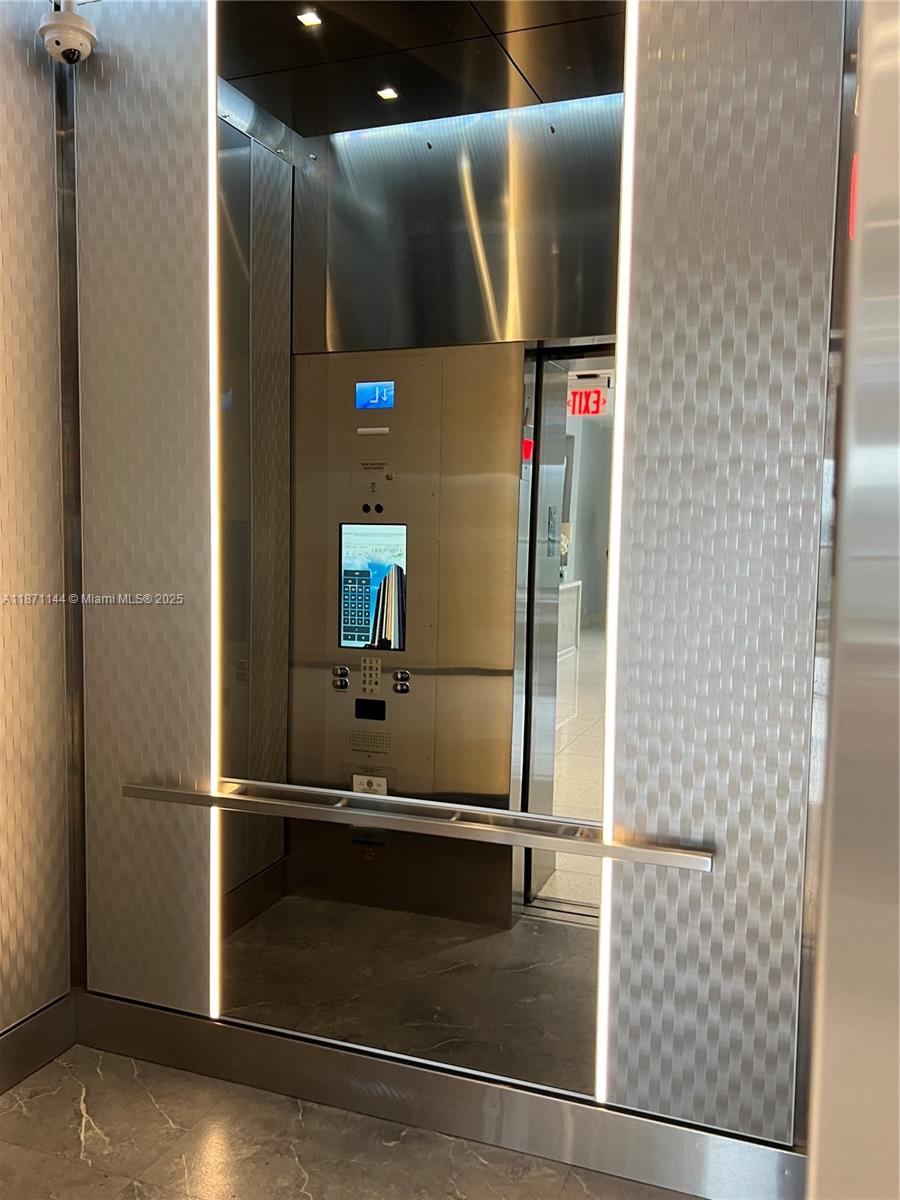 CORONADO CONDO - TOWER II - Residential