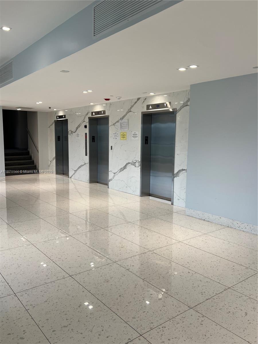 CORONADO CONDO - TOWER II - Residential