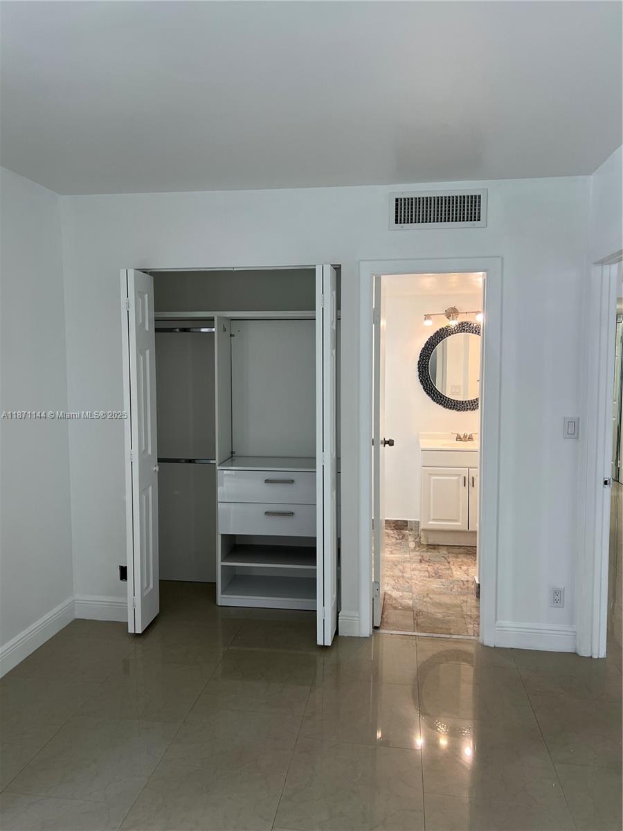 CORONADO CONDO - TOWER II - Residential