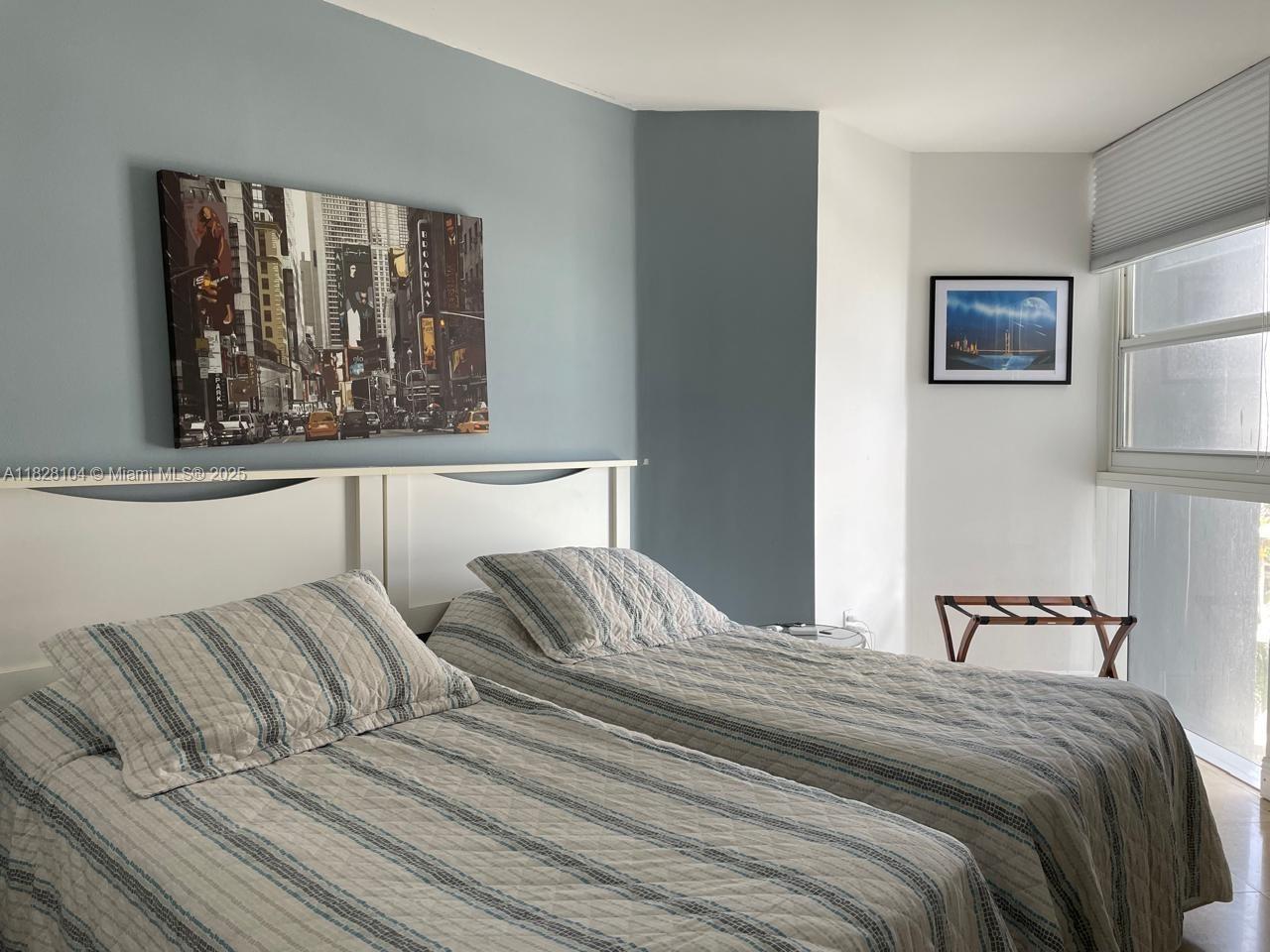 LA GORCE PALACE CONDO - Residential Lease