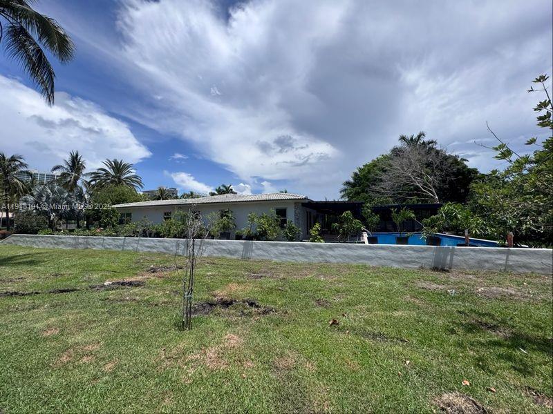 GOLDEN BEACH SEC D - Residential Lease