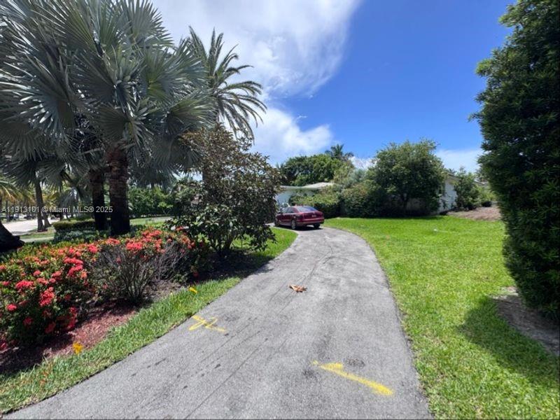 GOLDEN BEACH SEC D - Residential Lease