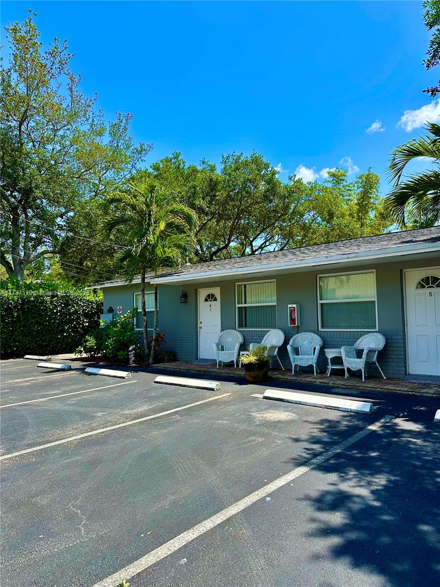 Rental Property at 1220 Ne 4th Ave 1-5, Fort Lauderdale, Broward County, Florida - Bedrooms: 2 
Bathrooms: 1  - $2,250 MO.