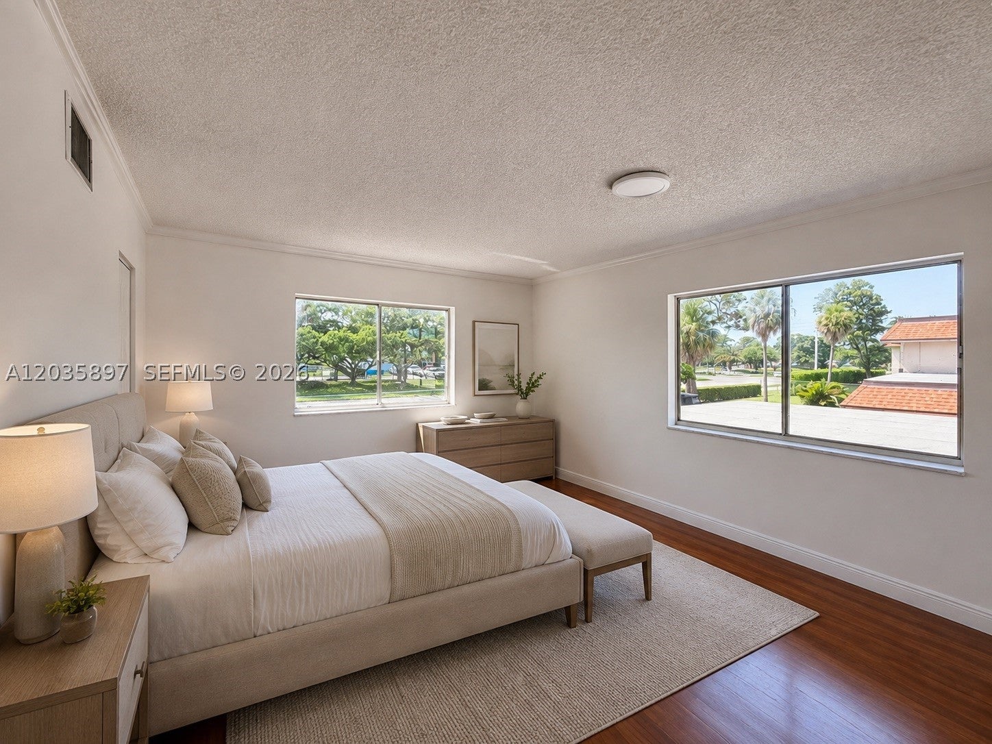 2148 Sherwood Forest Blvd 1