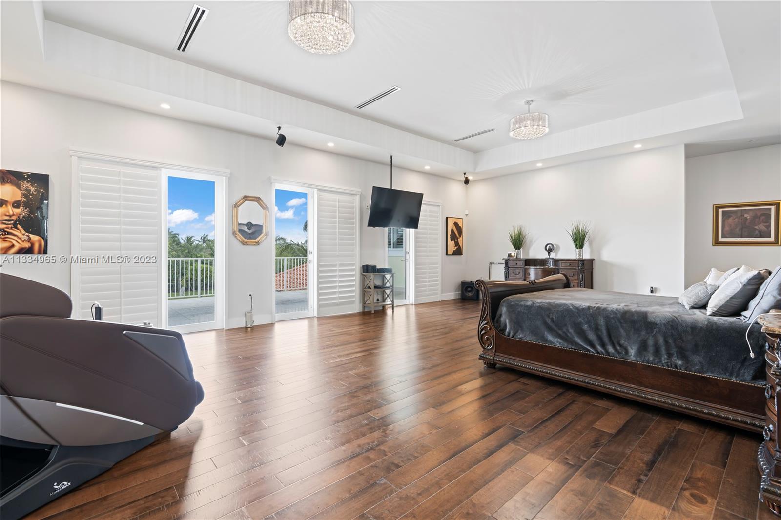 MIELE-SIMONSON ESTATES - Residential