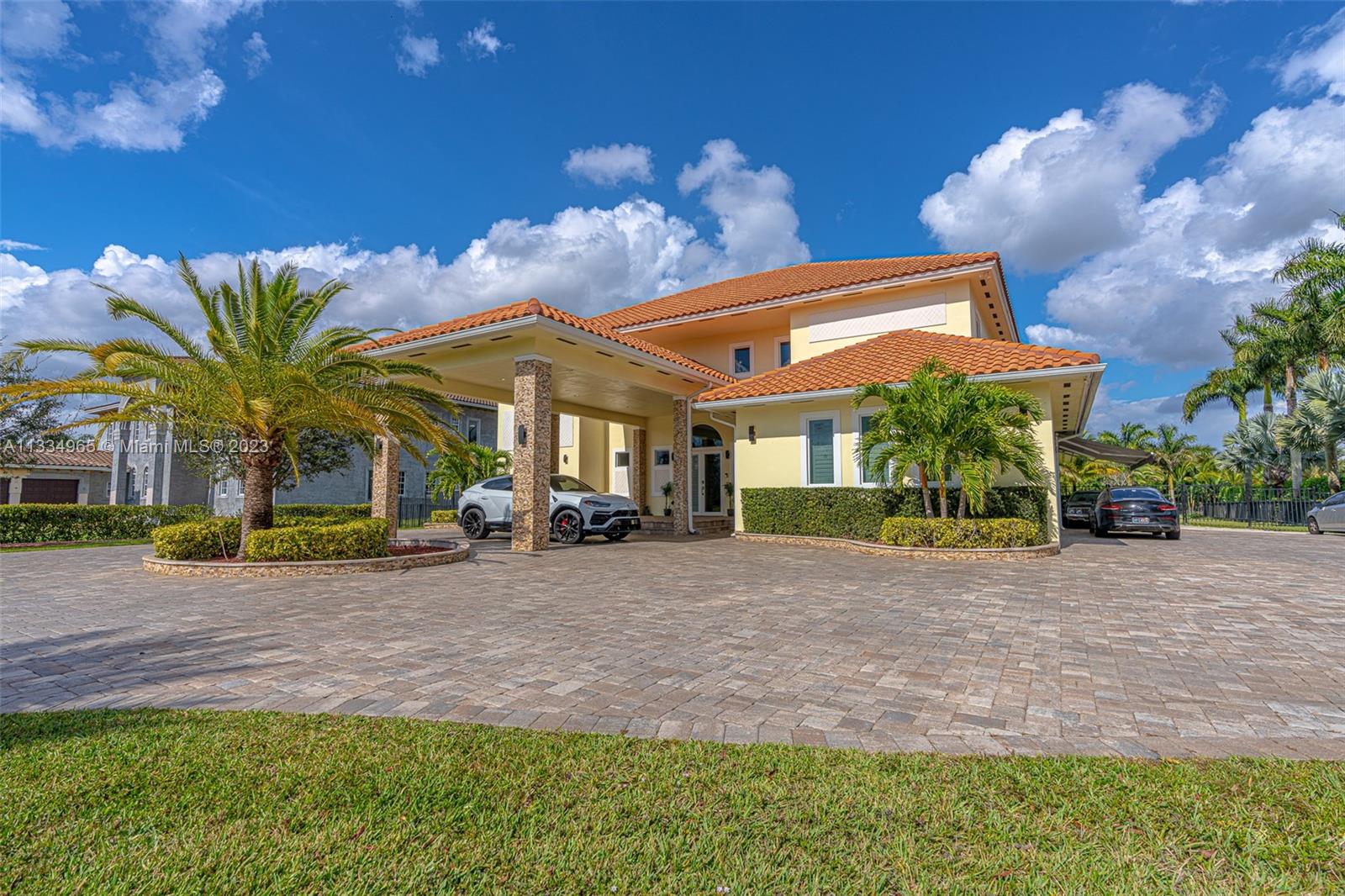 MIELE-SIMONSON ESTATES - Residential