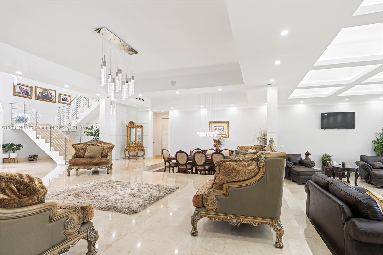 MIELE-SIMONSON ESTATES - Residential