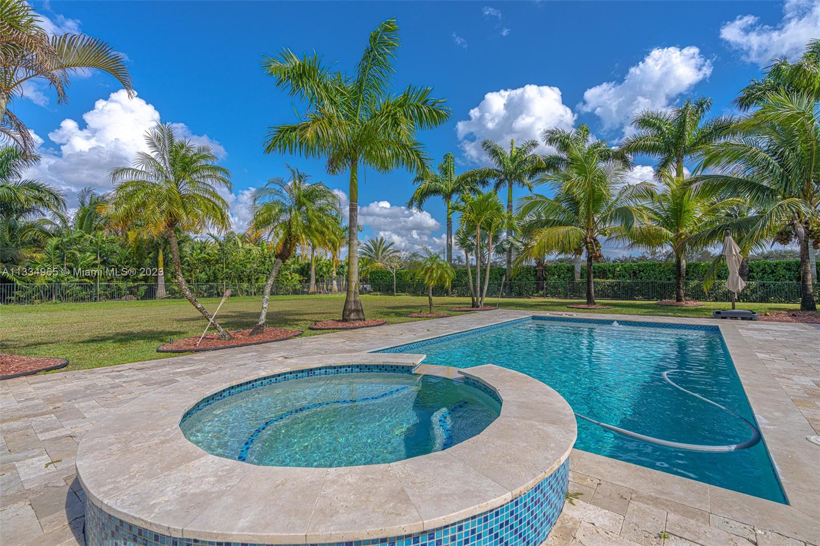 MIELE-SIMONSON ESTATES - Residential