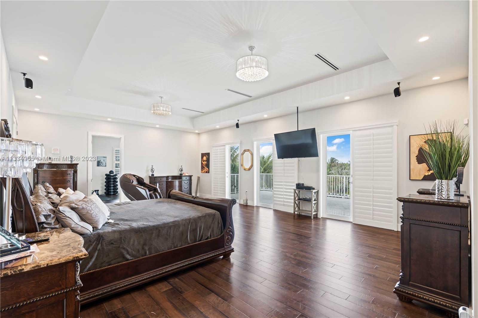 MIELE-SIMONSON ESTATES - Residential