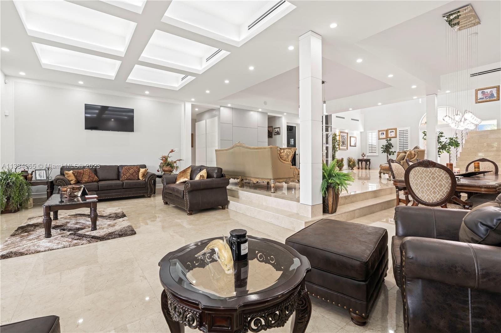 MIELE-SIMONSON ESTATES - Residential