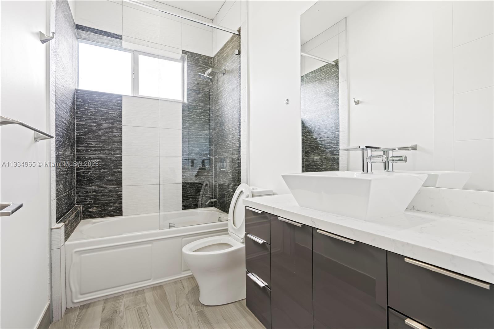 MIELE-SIMONSON ESTATES - Residential