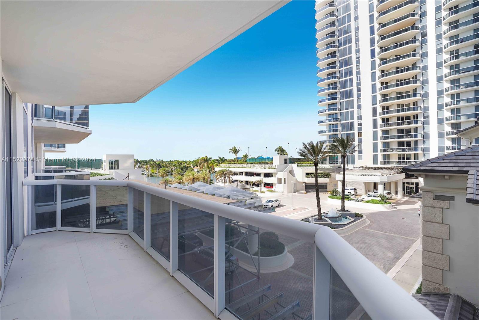 GREEN DIAMOND CONDO - Residential