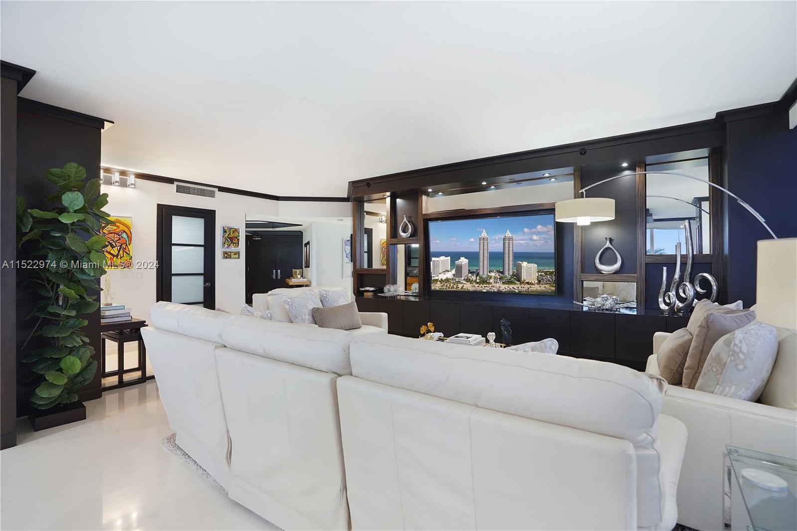 GREEN DIAMOND CONDO - Residential