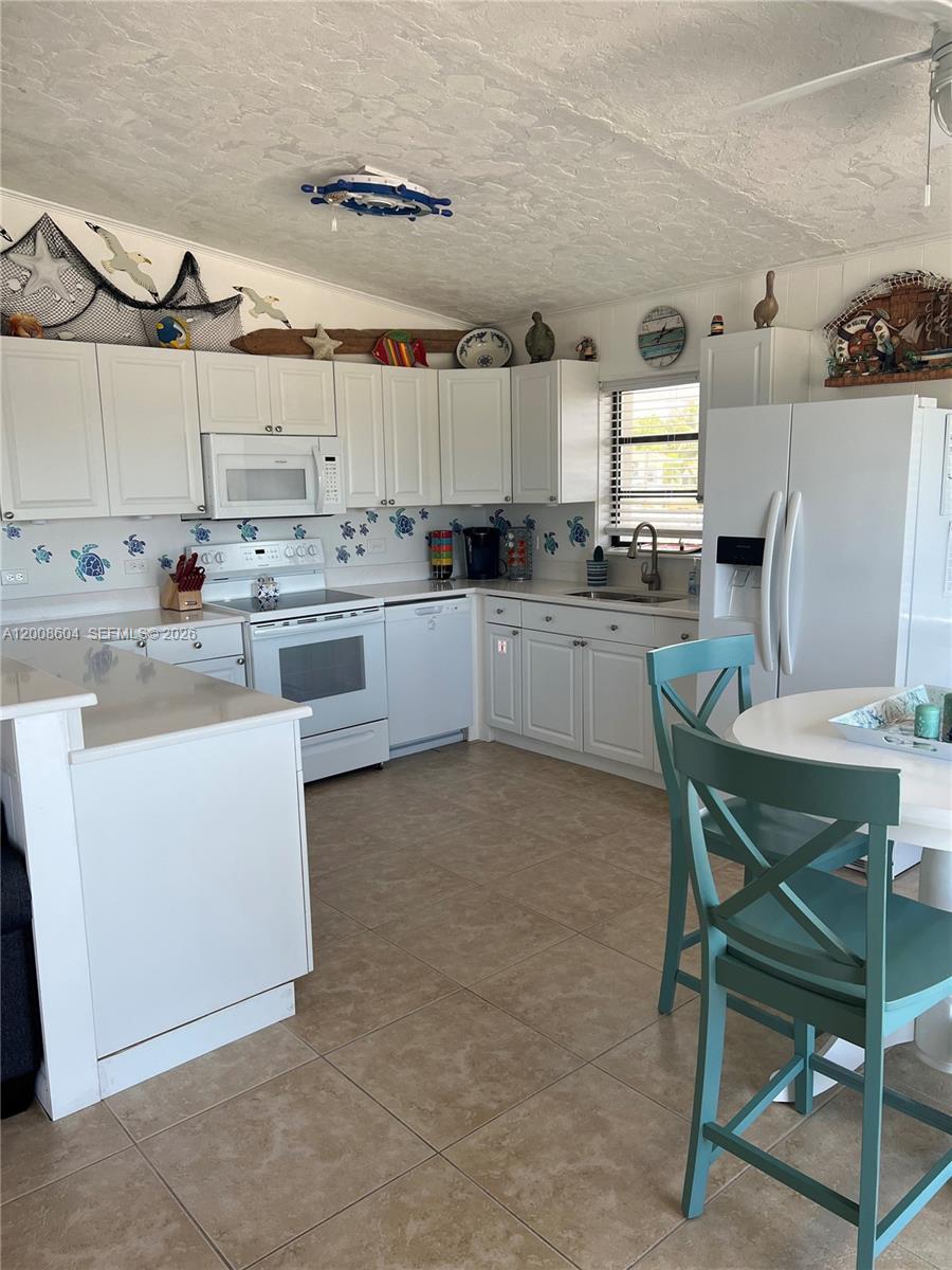 ANGLERS PARK SHORES - Residential