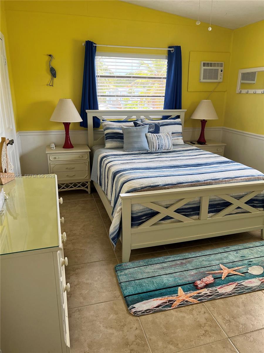 ANGLERS PARK SHORES - Residential