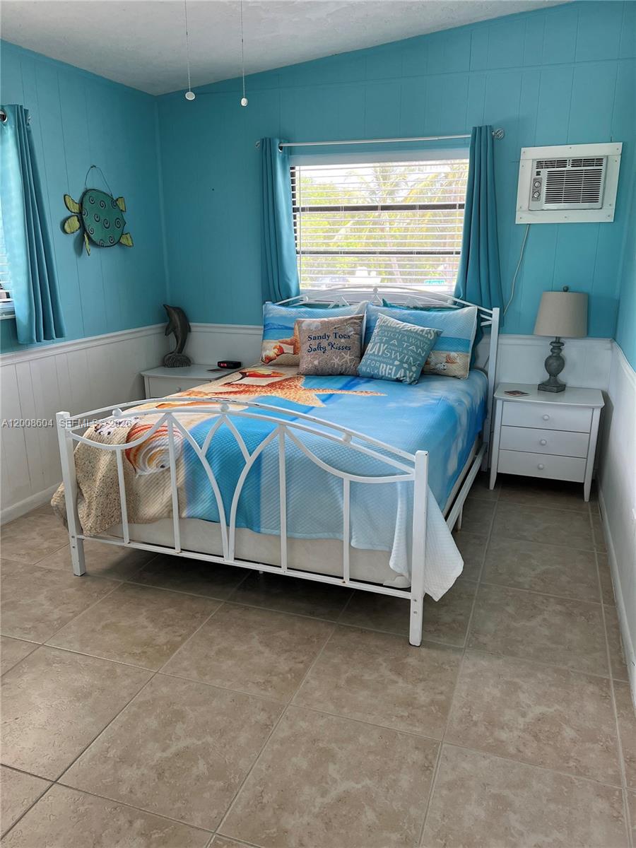 ANGLERS PARK SHORES - Residential