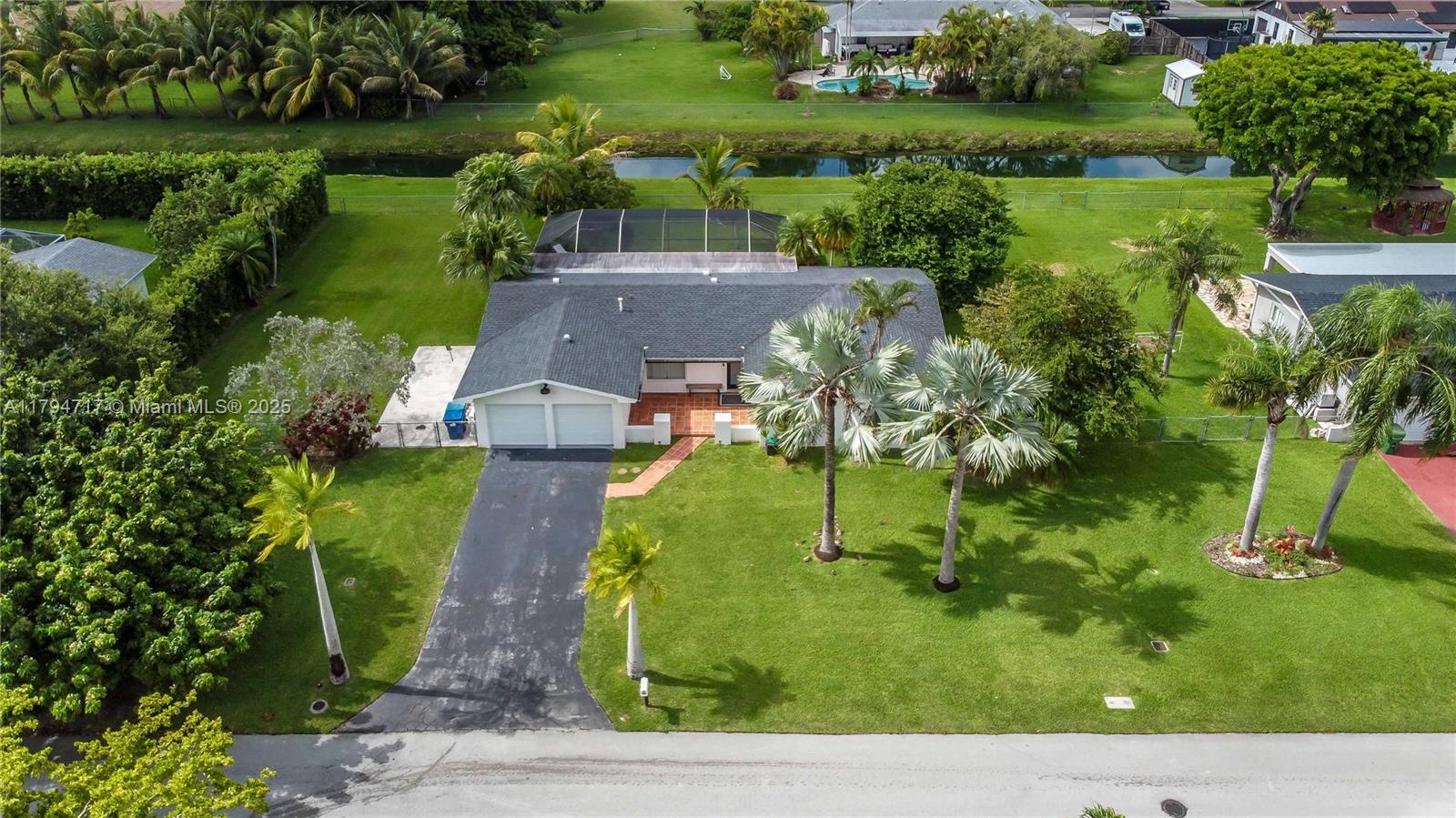 Property for Sale at 8885 Sw 182nd Ter, Palmetto Bay, Miami-Dade County, Florida - Bedrooms: 3 
Bathrooms: 2  - $899,999