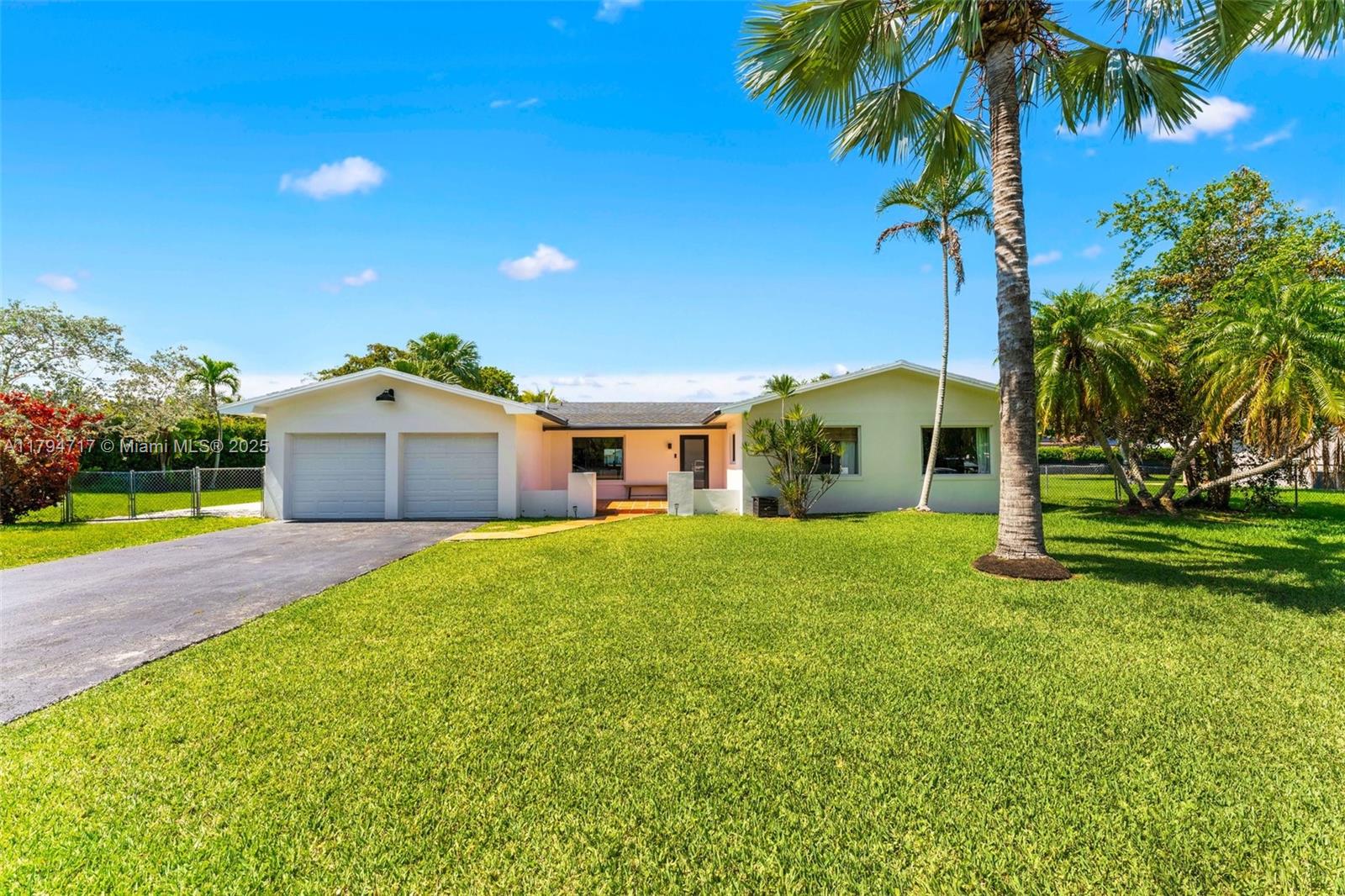 Property for Sale at 8885 Sw 182nd Ter, Palmetto Bay, Miami-Dade County, Florida - Bedrooms: 3 
Bathrooms: 2  - $949,000