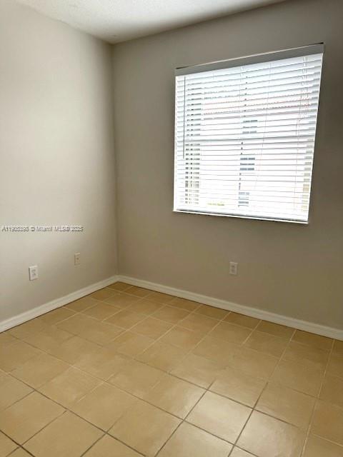 THE COURTS AT DORAL ISLES - Residential Lease