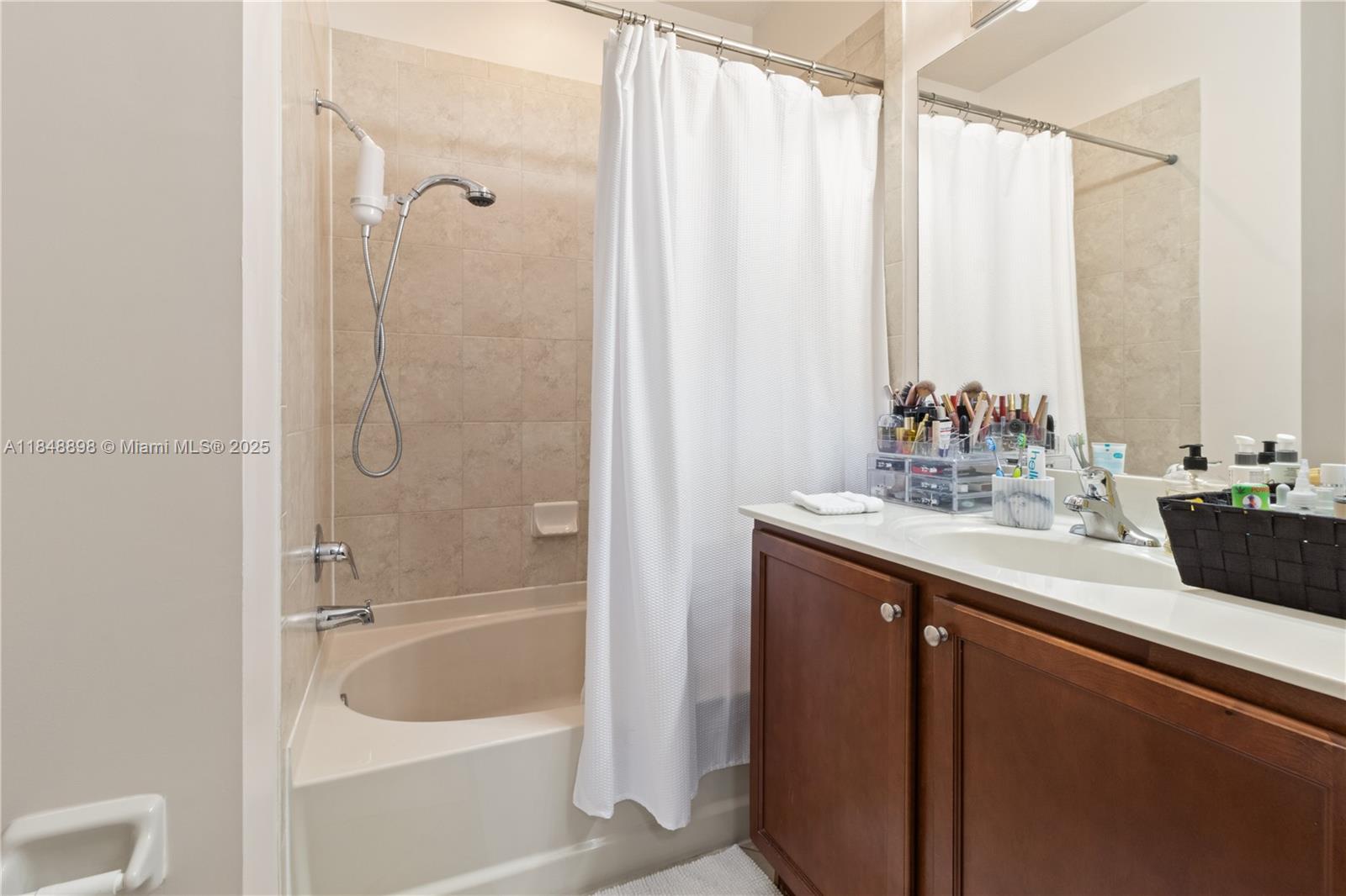 ST MORTIZ AT DORAL CONDO - Residential