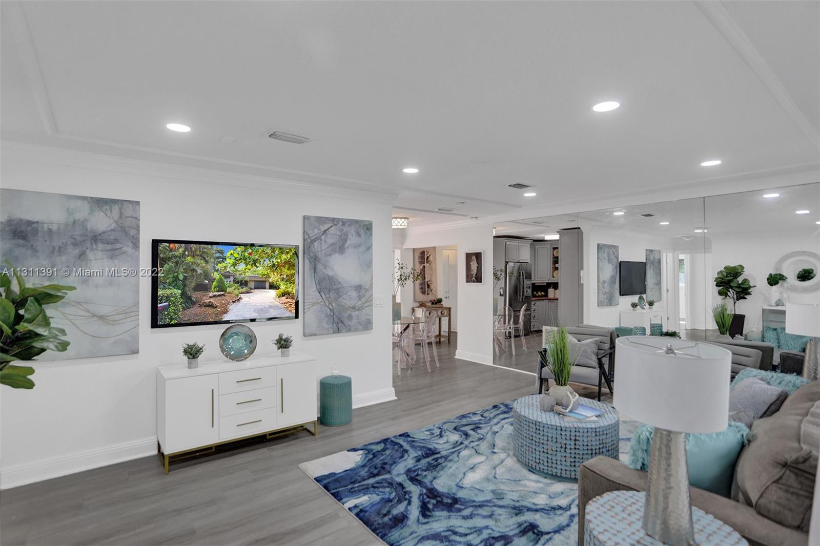 DAVIS ISLES SEC 4 - Residential