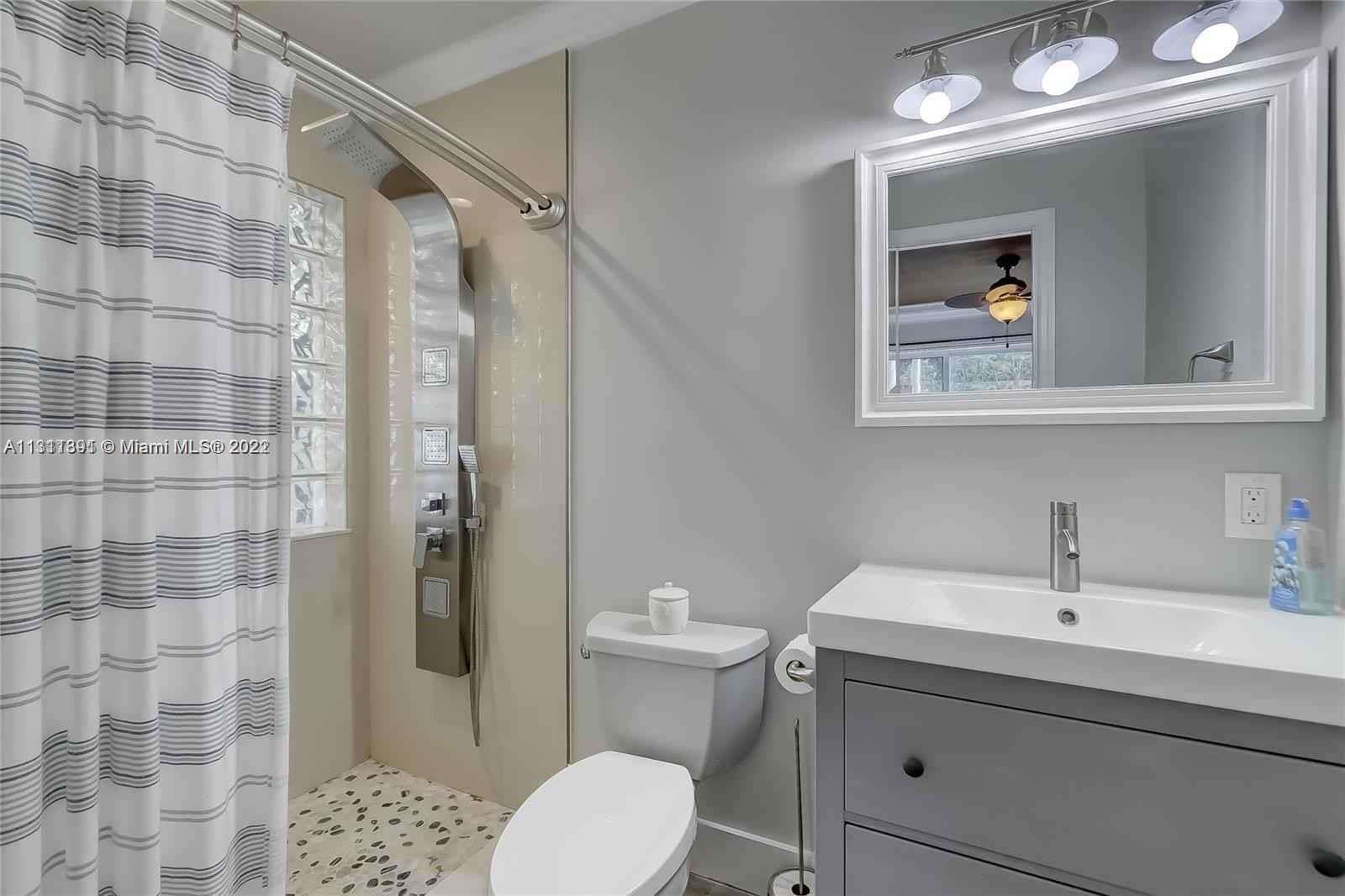 DAVIS ISLES SEC 4 - Residential