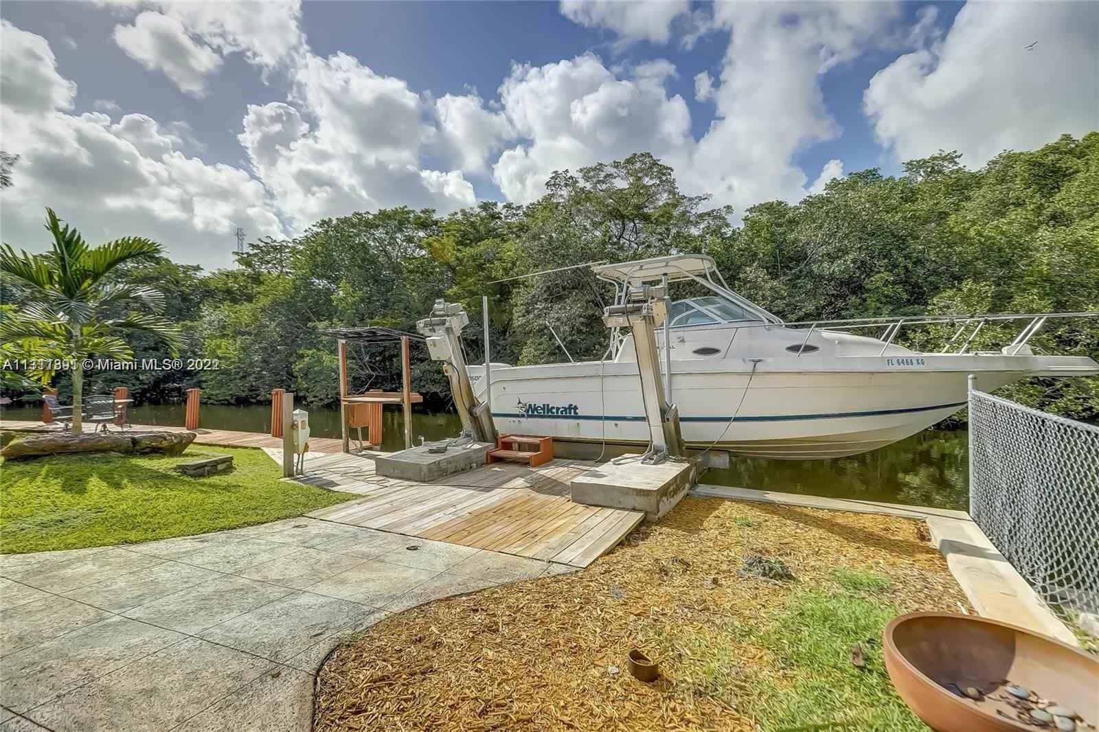 DAVIS ISLES SEC 4 - Residential