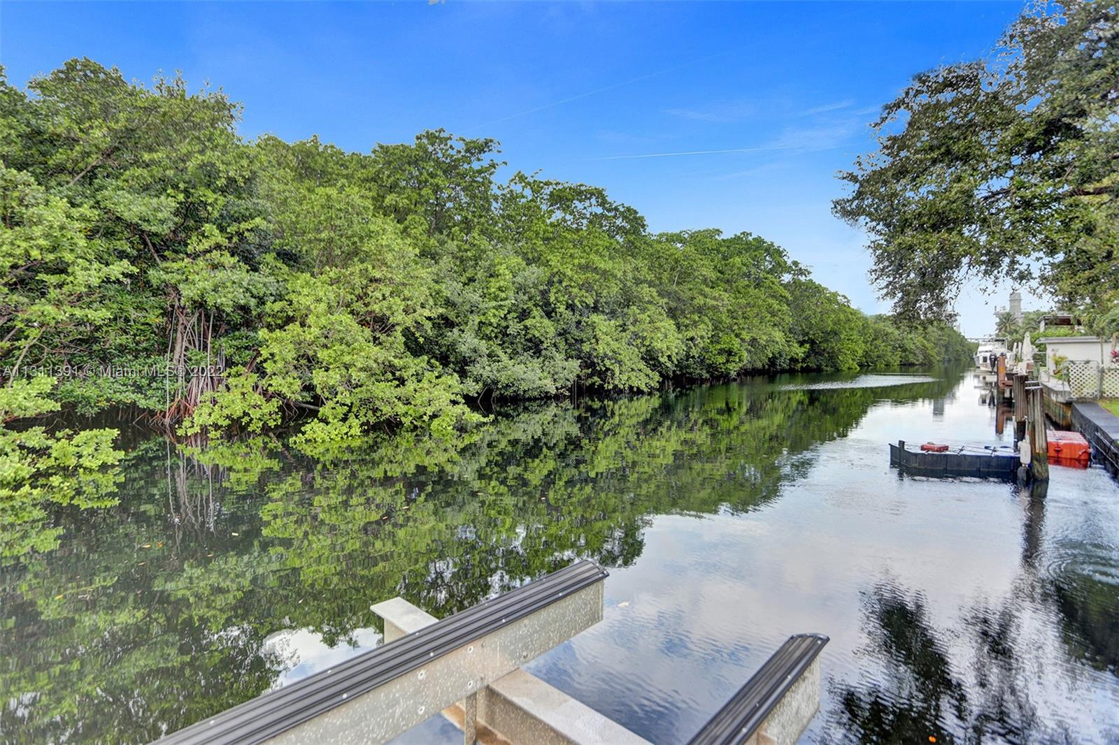 DAVIS ISLES SEC 4 - Residential