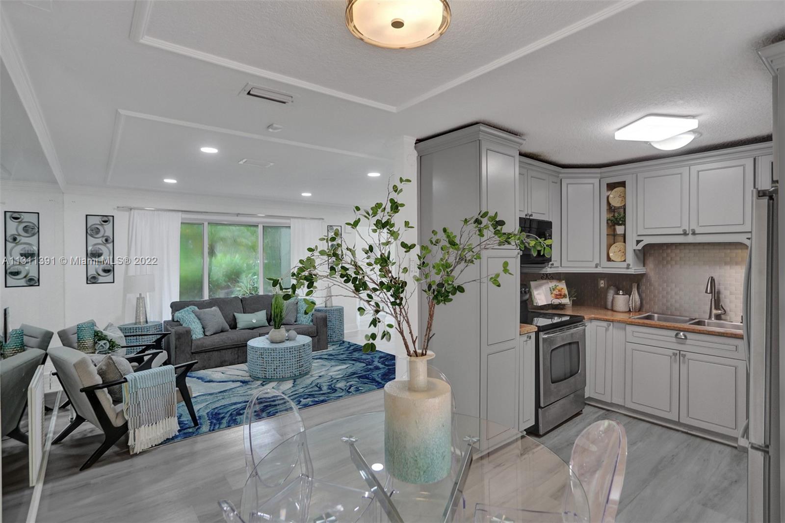 DAVIS ISLES SEC 4 - Residential